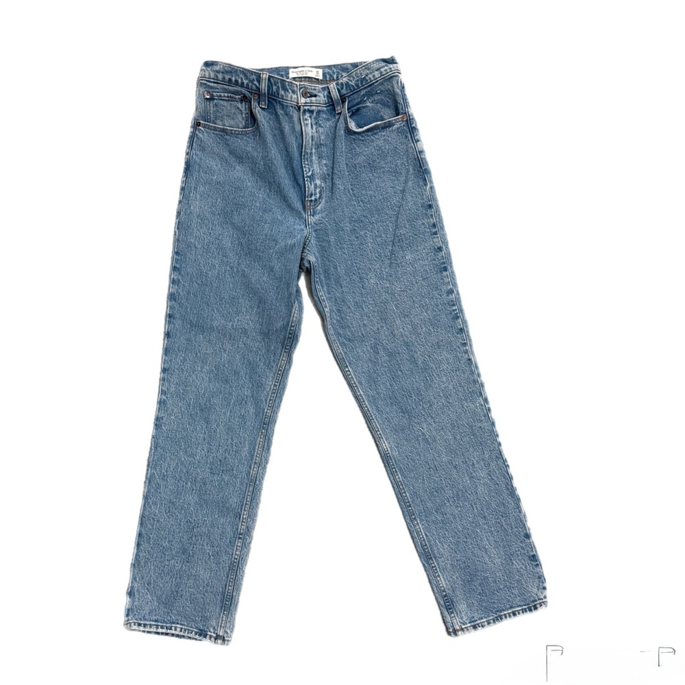 Abercrombie & Fitch The '90s Straight Ultra High Rise Jeans (Size 30/10)